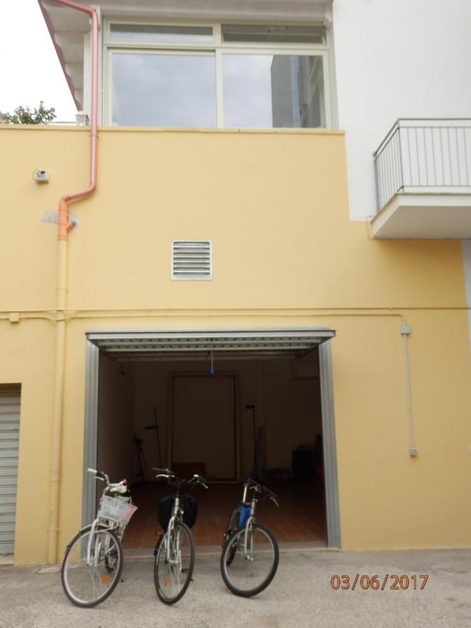 Casa Lauretta - Terrazza - Garage Wifi E Bici Gratuite Villa Lecce Exteriör bild
